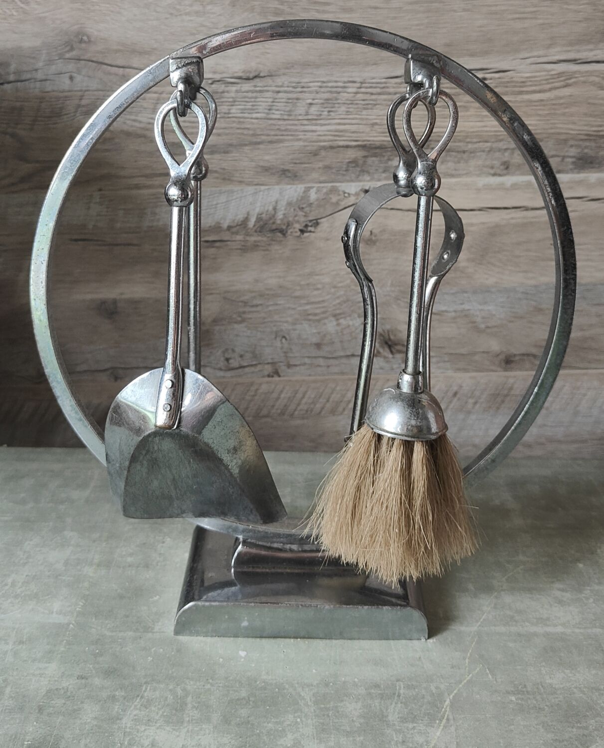 Vintage fireplace table servant