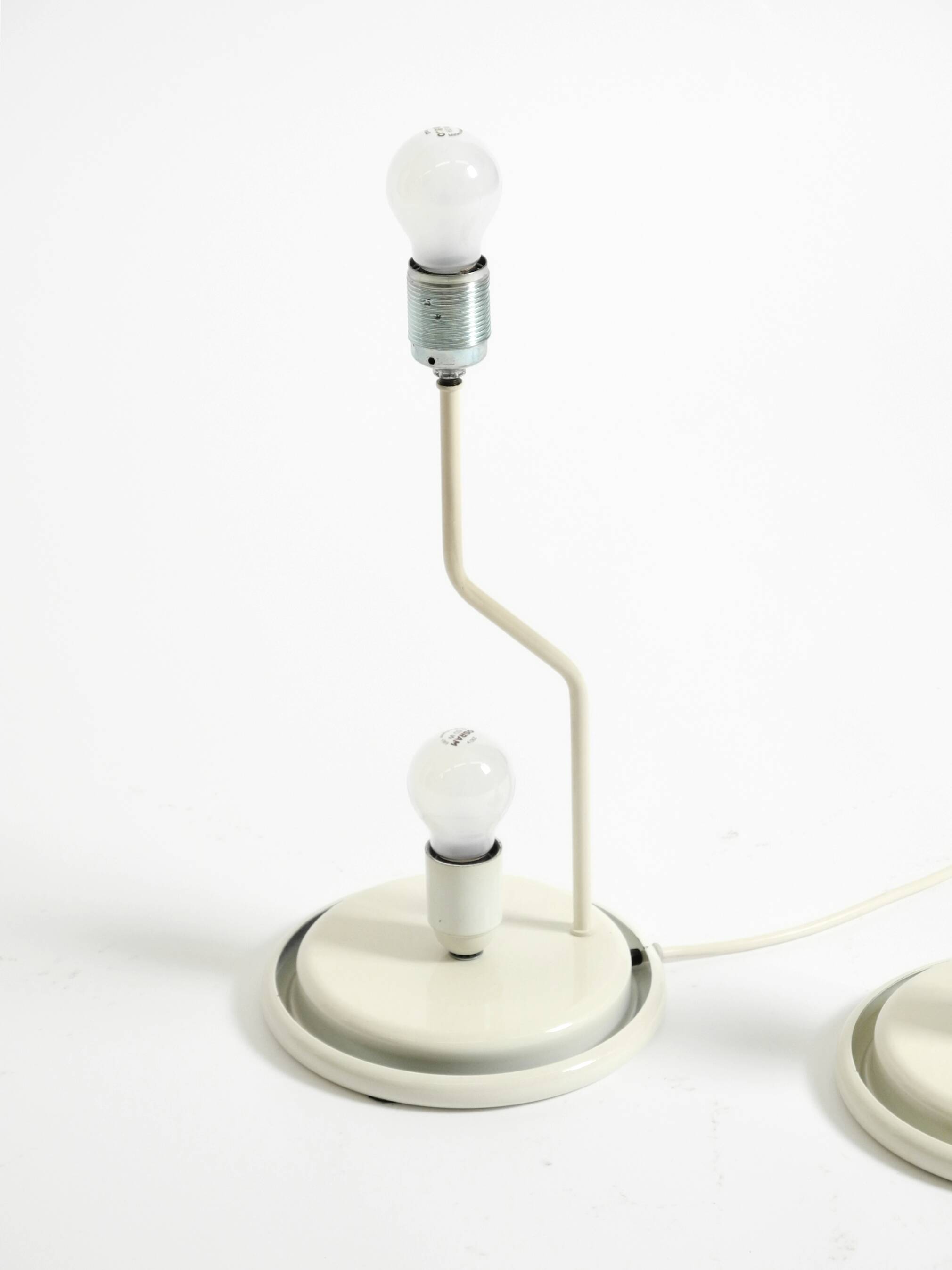 Lampes de table Leucos Paralume originales des années 1980, fabriquées en Italie | hauteur