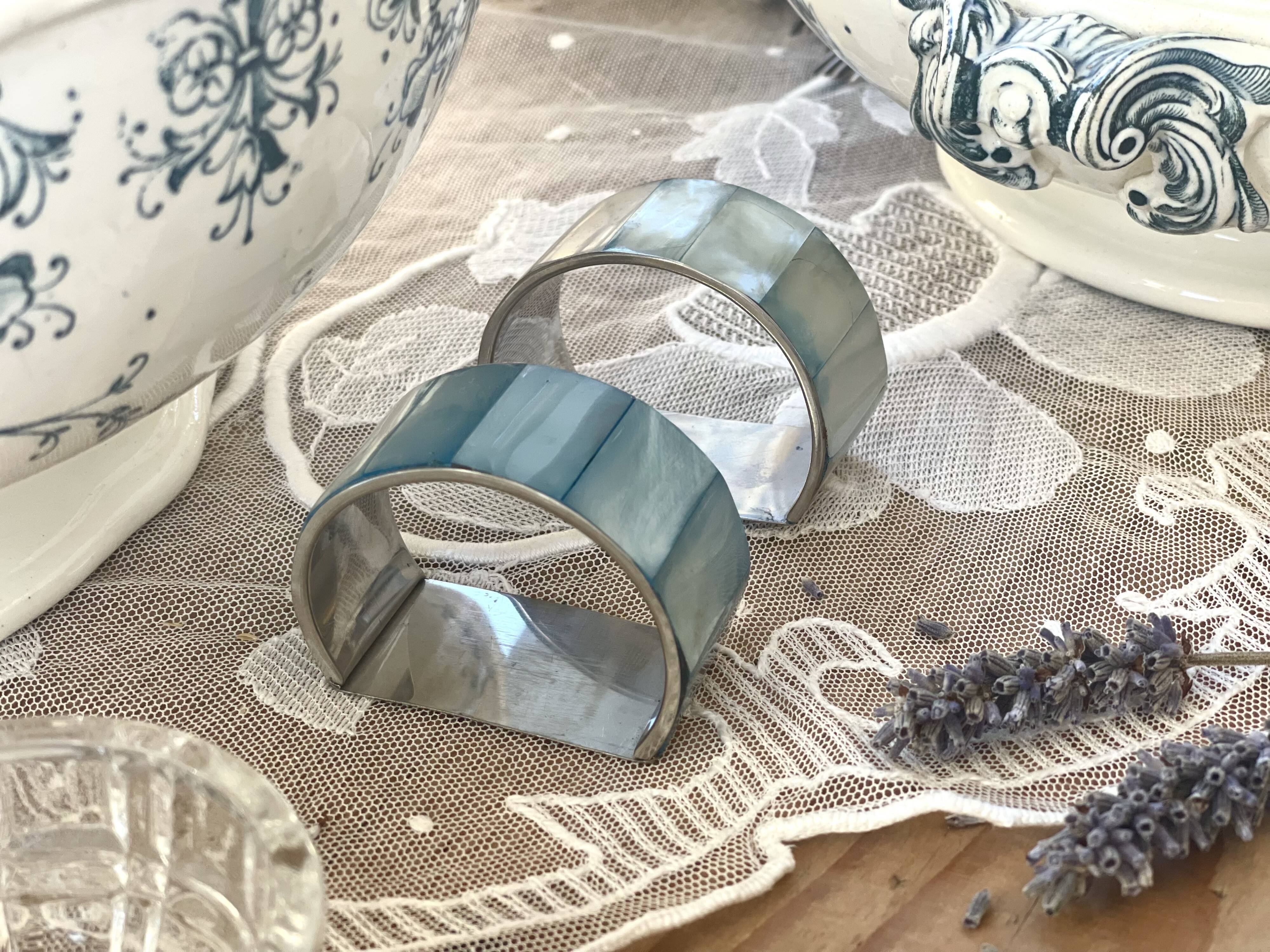 10 rounds of mother-of-pearl towels 1960