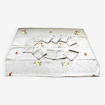 Vintage tablecloth set and 10 napkins in fine embroidered linen, 270x165.