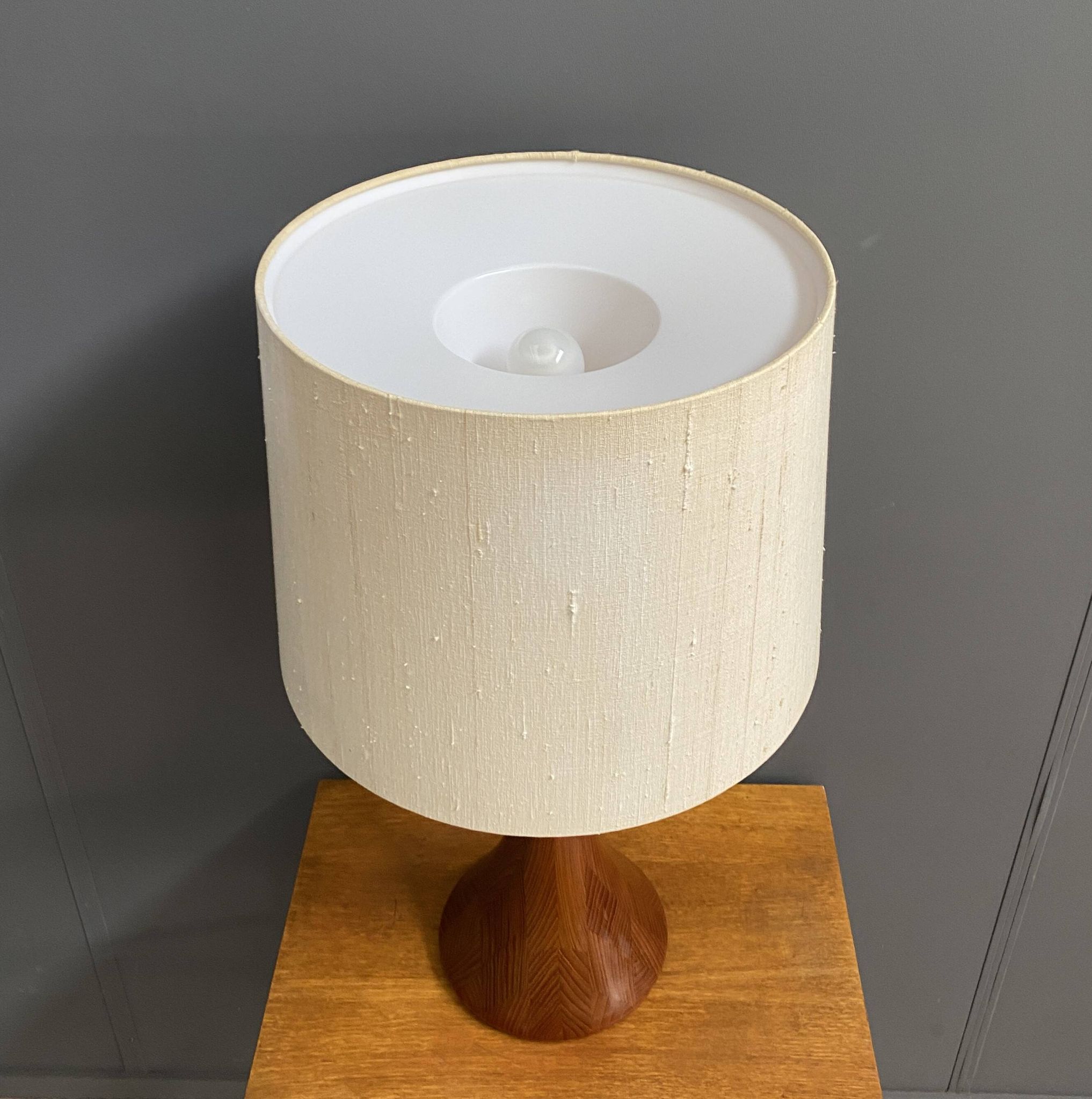 Lampe de table en teck par Domus modèle 7442, années 1970