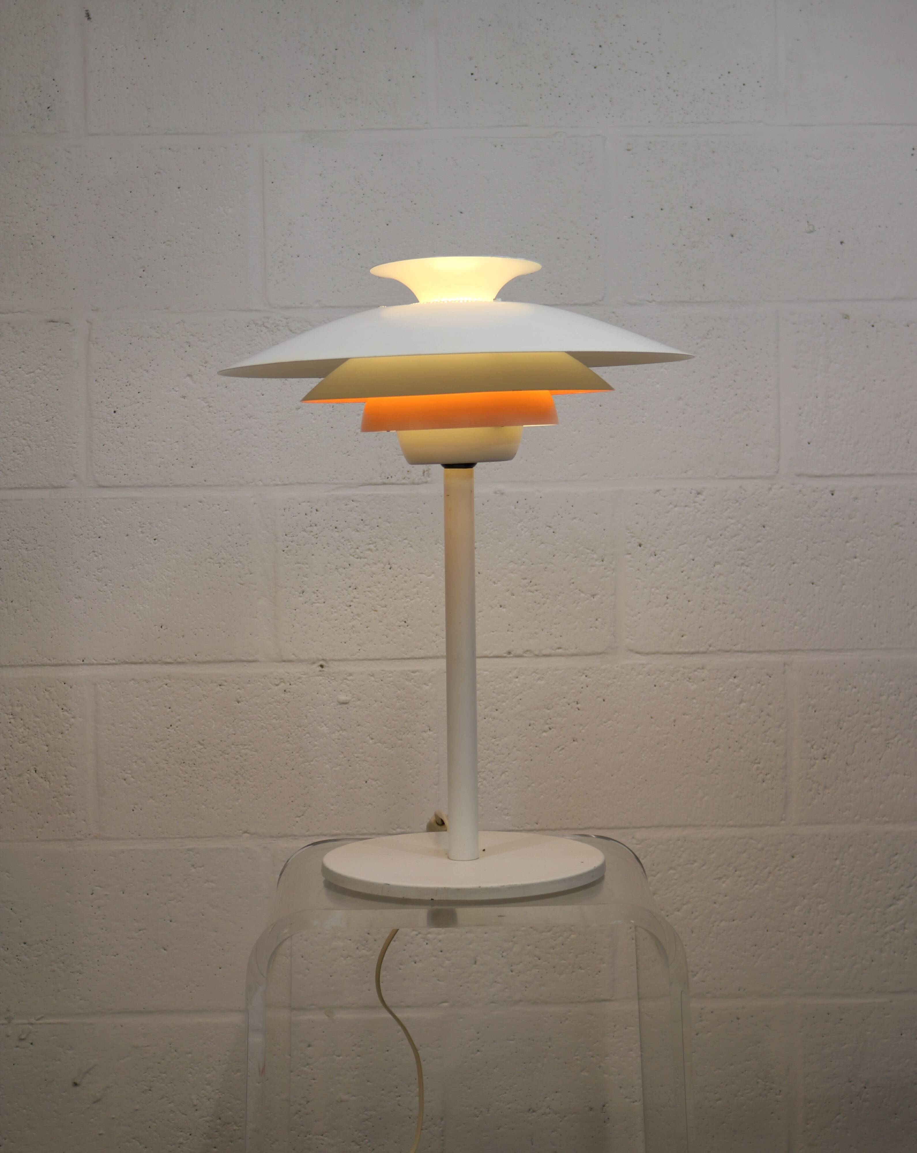 White vintage Danish desk lamp by Jeka Metaltryk - Model Sofie - Denmark 70s