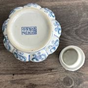 Boîte en porcelaine de Chine ancienne