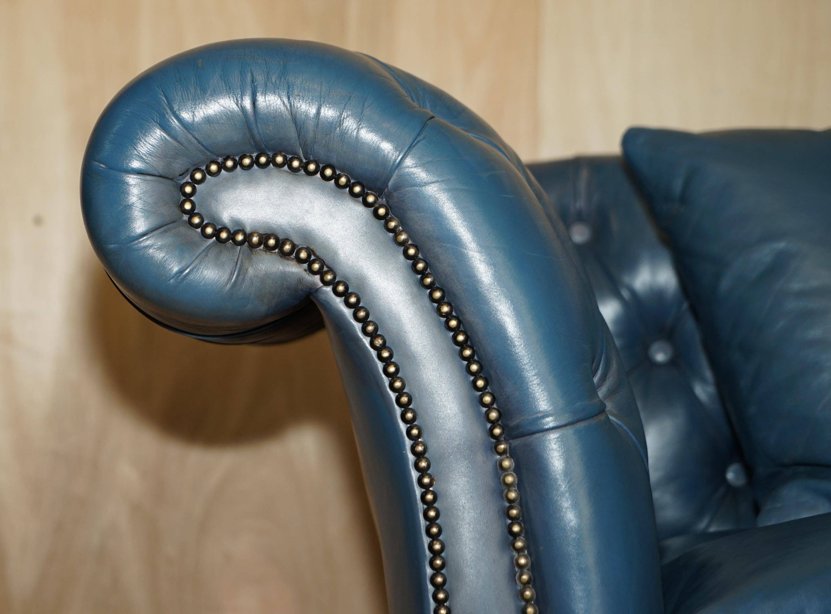 Canapé Chesterfield Regency William IV restauré circa 1830