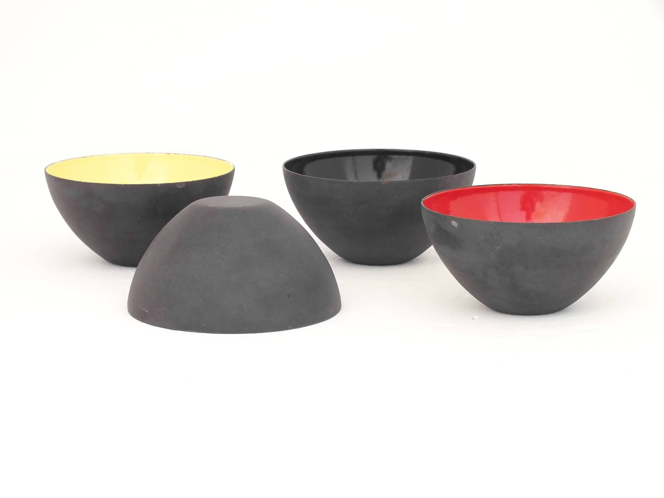 1  bowl first edition by Herbert Krenchel Krenit 1954