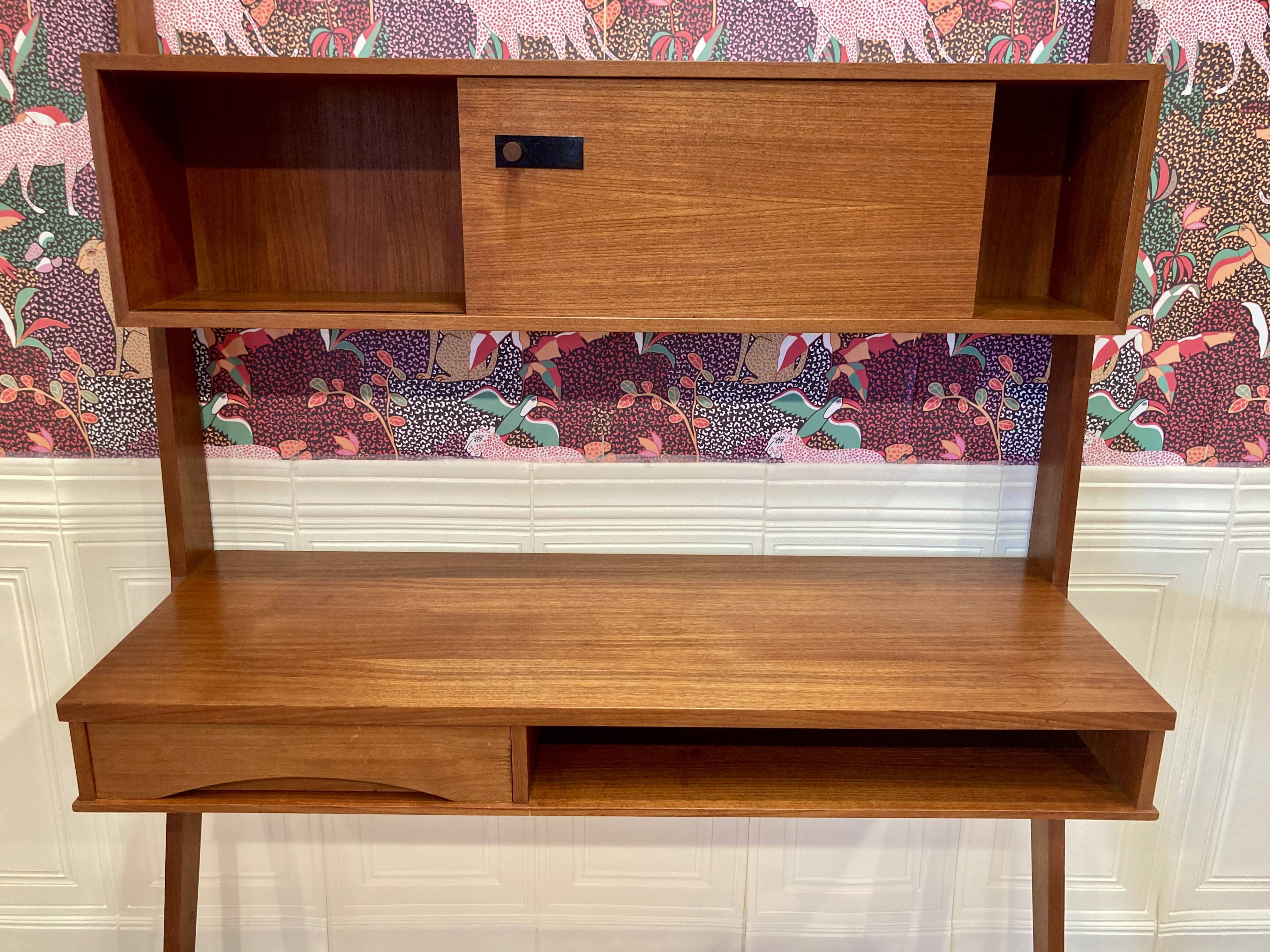Élégant bureau design scandinave 1950.