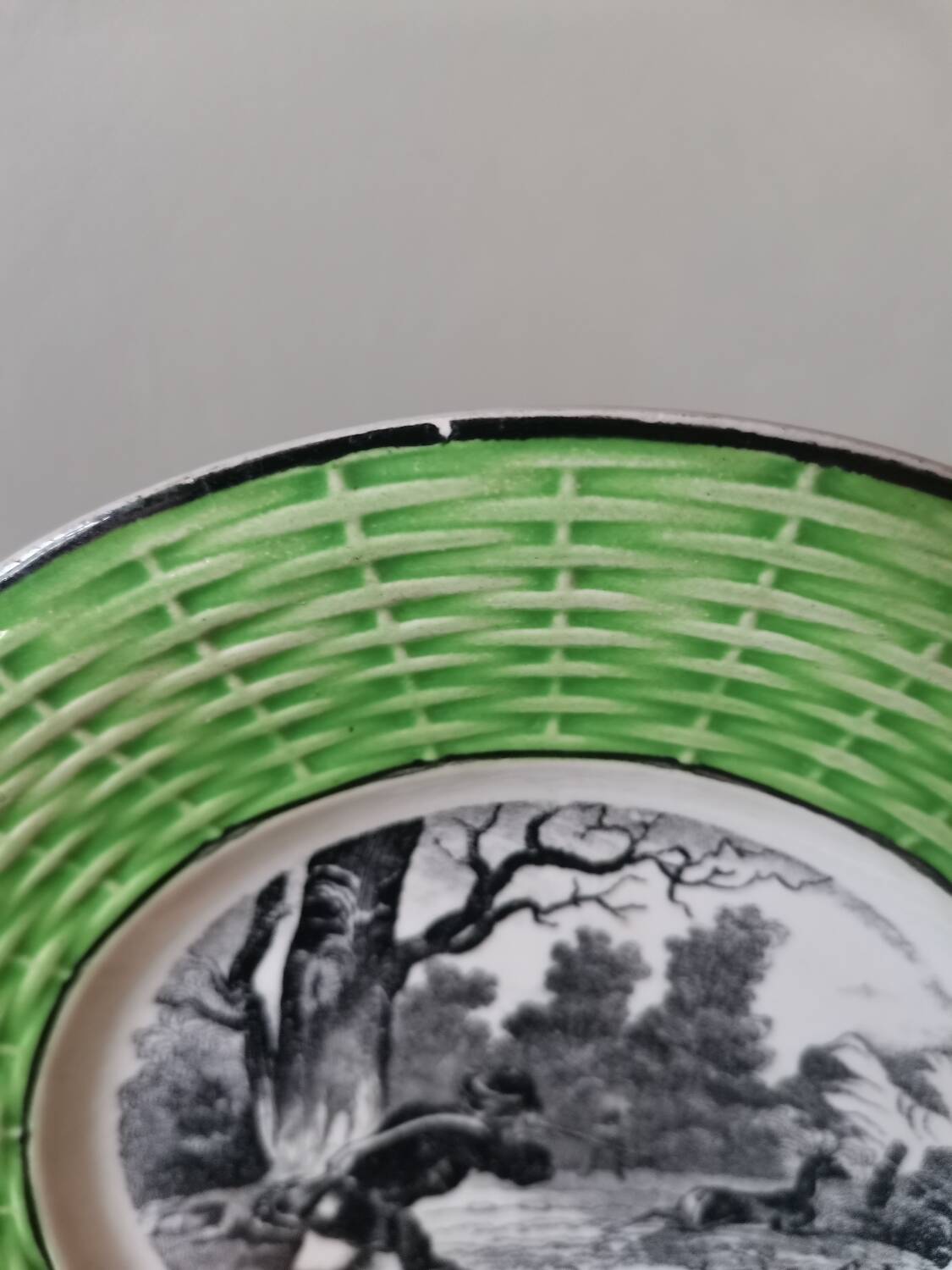 Vintage Sarreguemines Digoin France plate beaten with deer