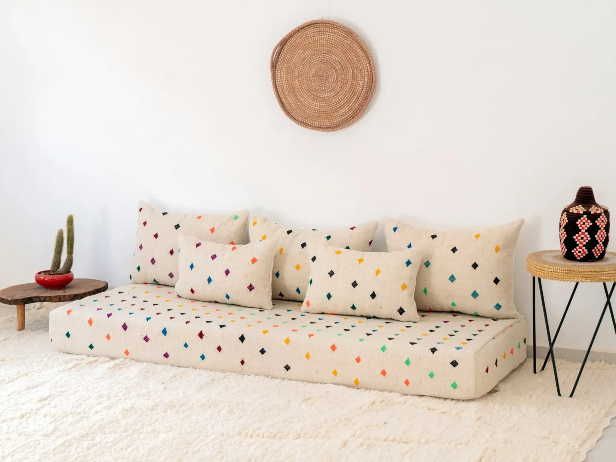 Modern sofa 180 cm // 6 feet