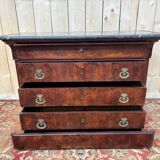 Renaissance period chest of drawers in flamed mahogany veneer