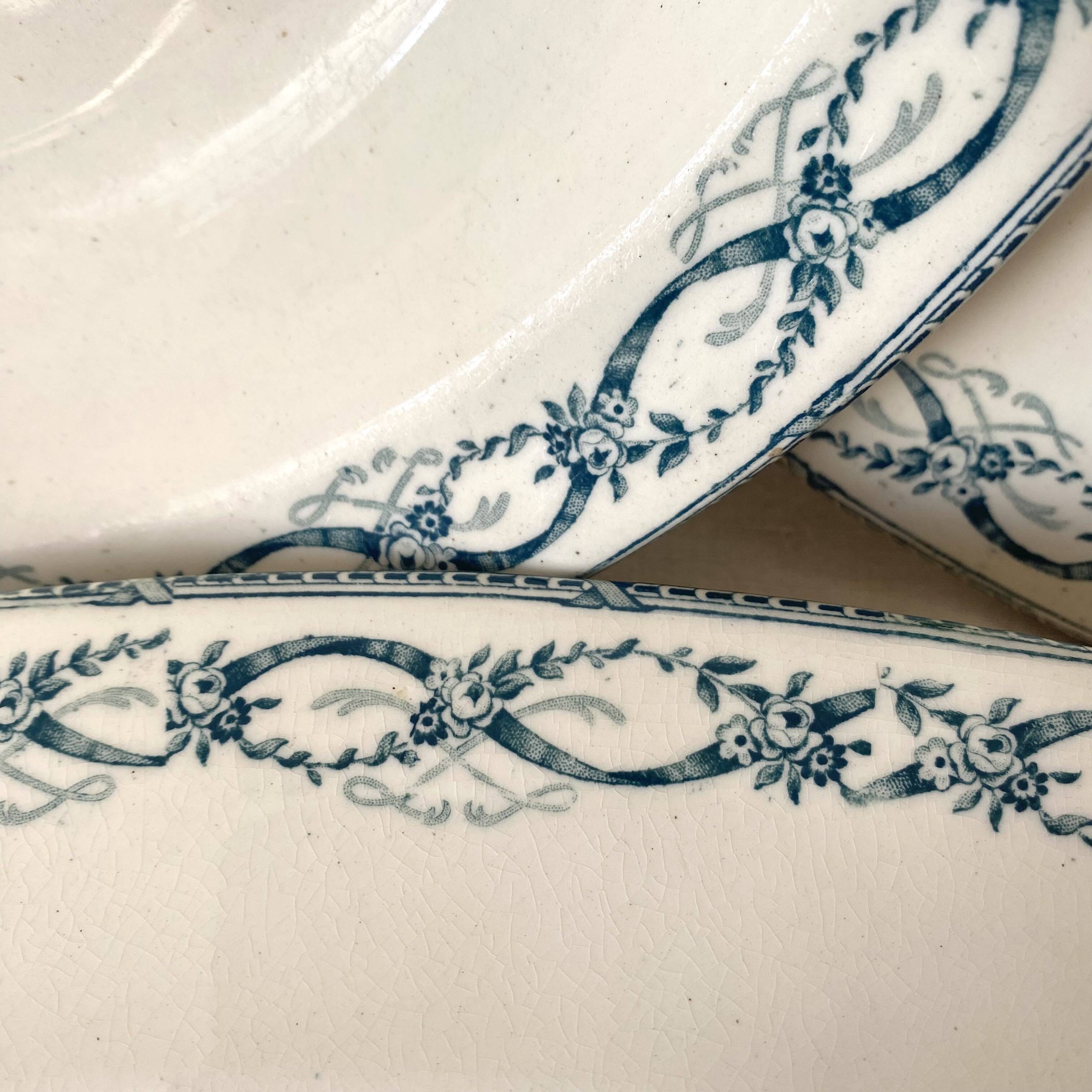 Set of ironstone dishes Salins France Régamier