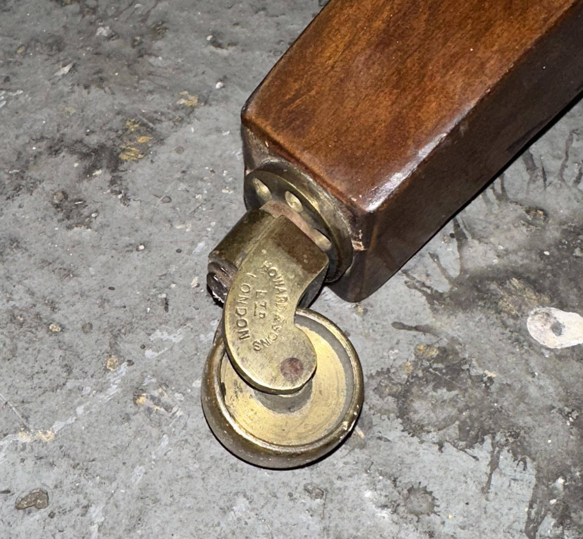 Victorian Howard & Son two-seater canapé fully stamped.