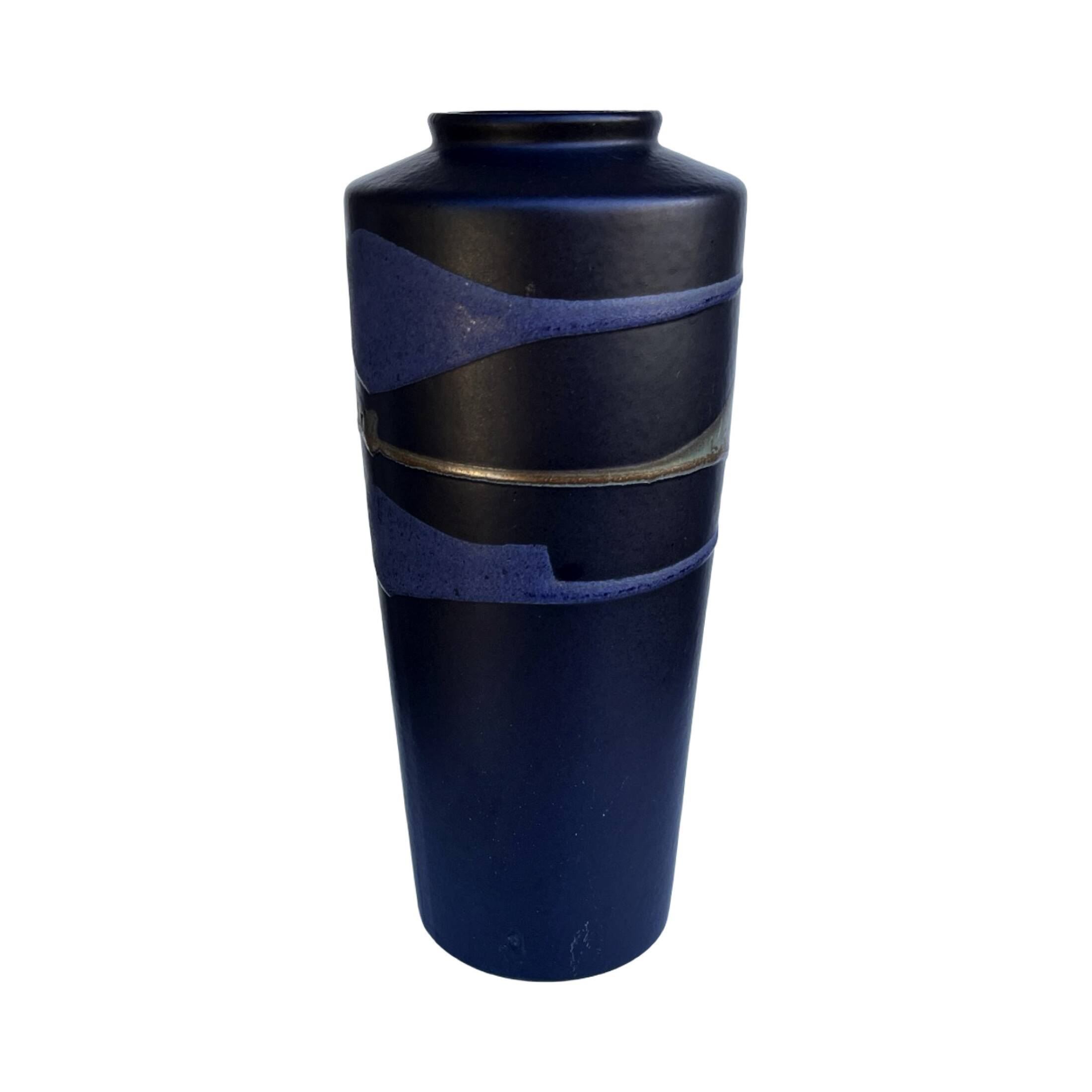 Bay Keramik Vase W. Germany 690-25, Germany 1970s | Mid-Century Modern Vint