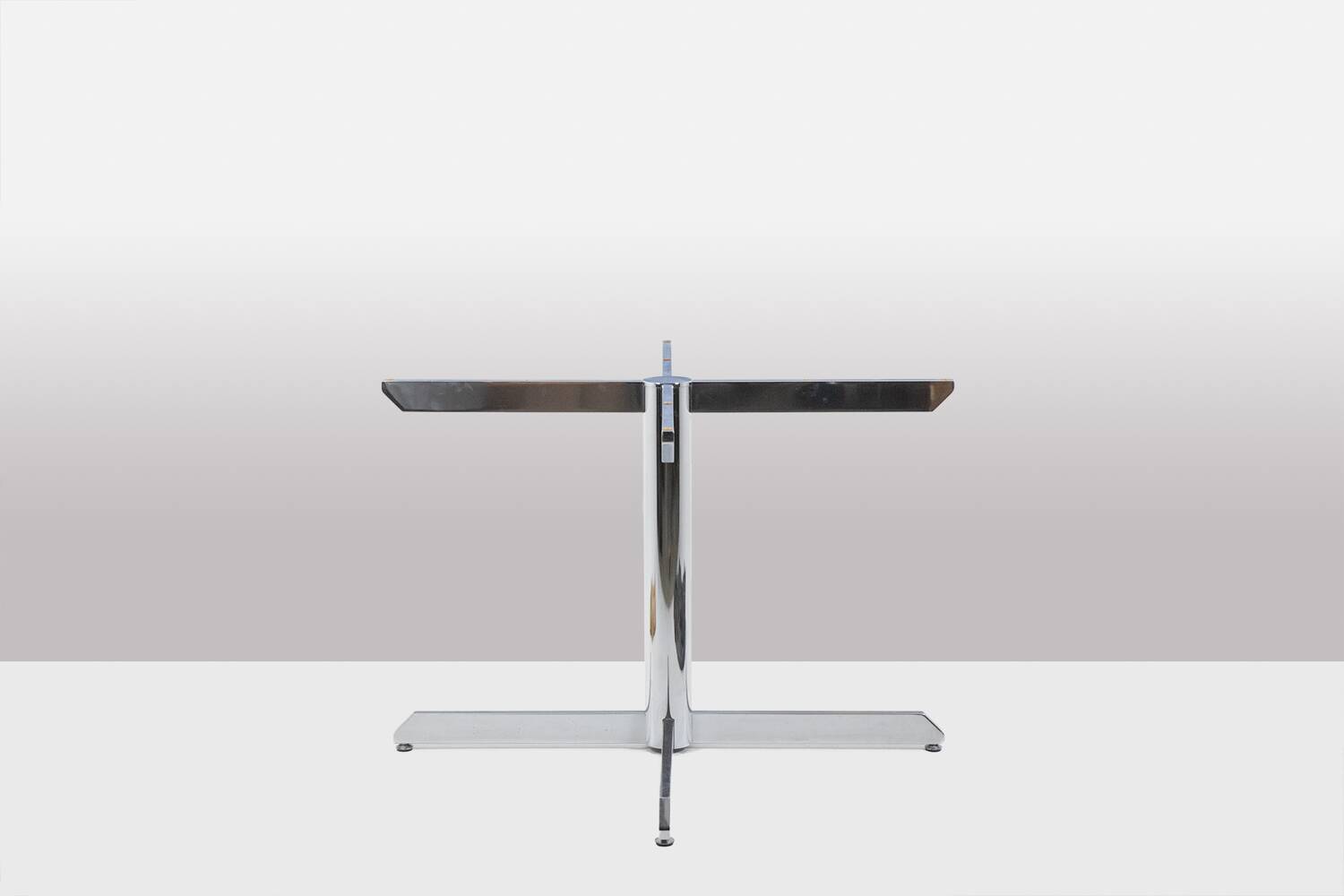 Roche Bobois Marble and chromed metal table. Circa 1970