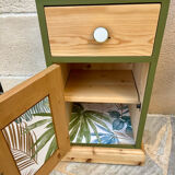 Pine bedside table with a green and raw wood makeover