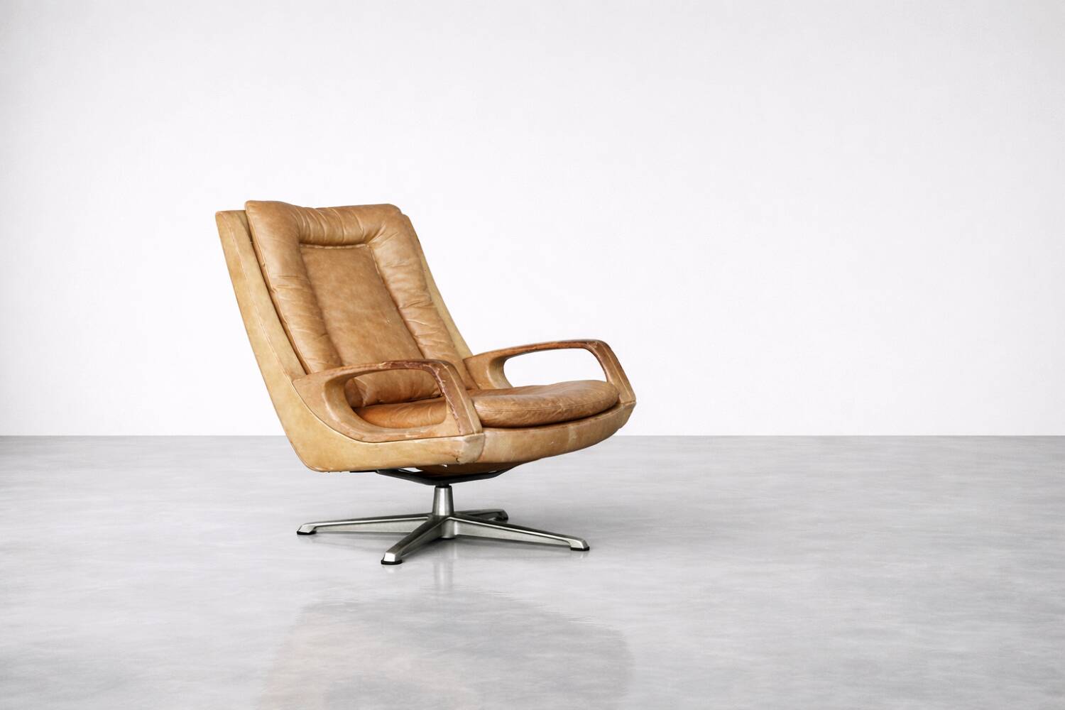 Vintage Mid-Century German Modern Leather Swivel Chairs by Carl Straub