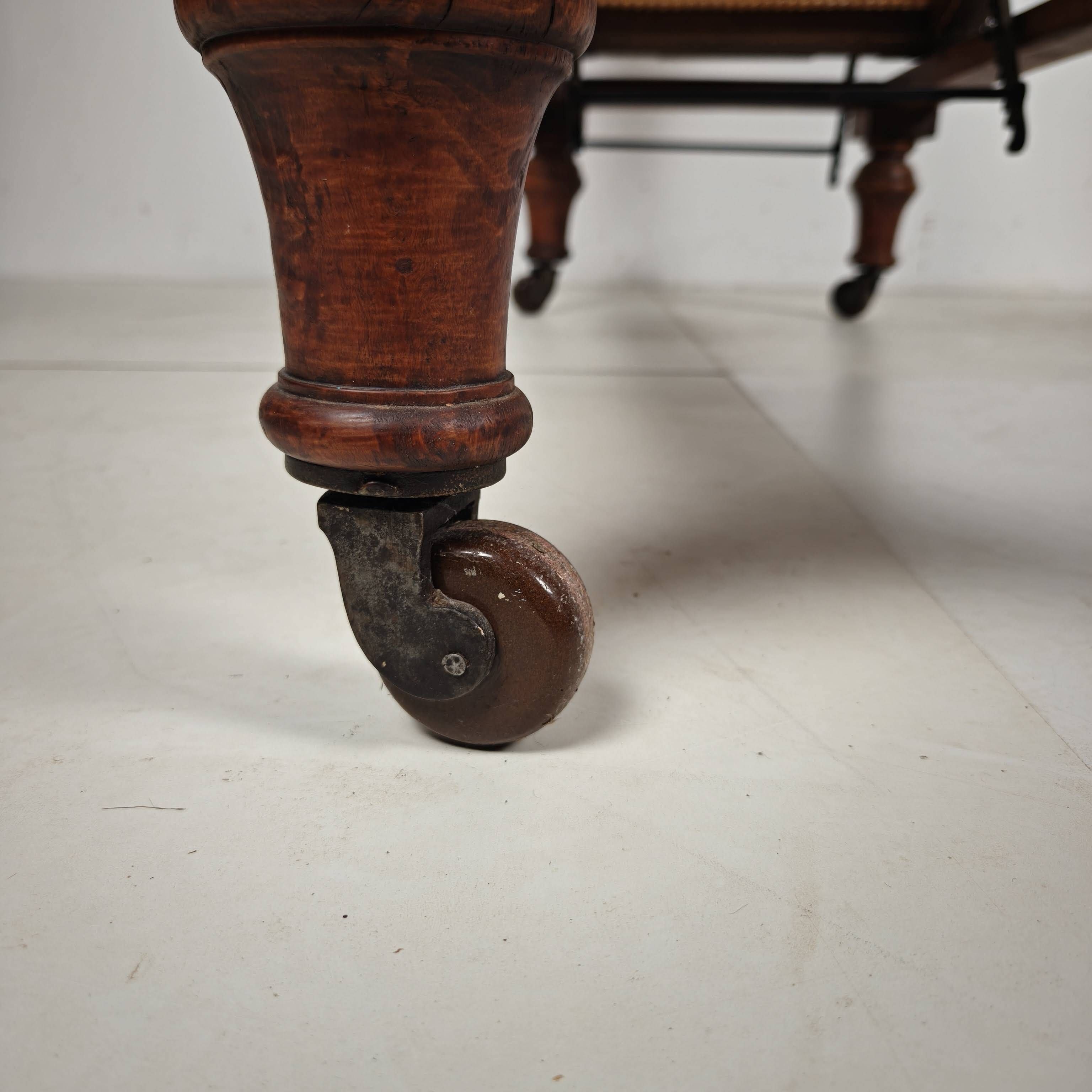 19th Century J. Carter of London Campaign Daybed