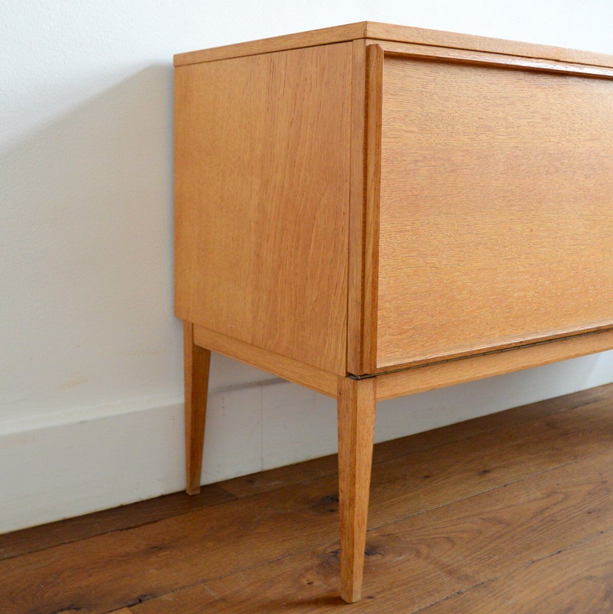 Sideboard in vintage blond oak 1960s