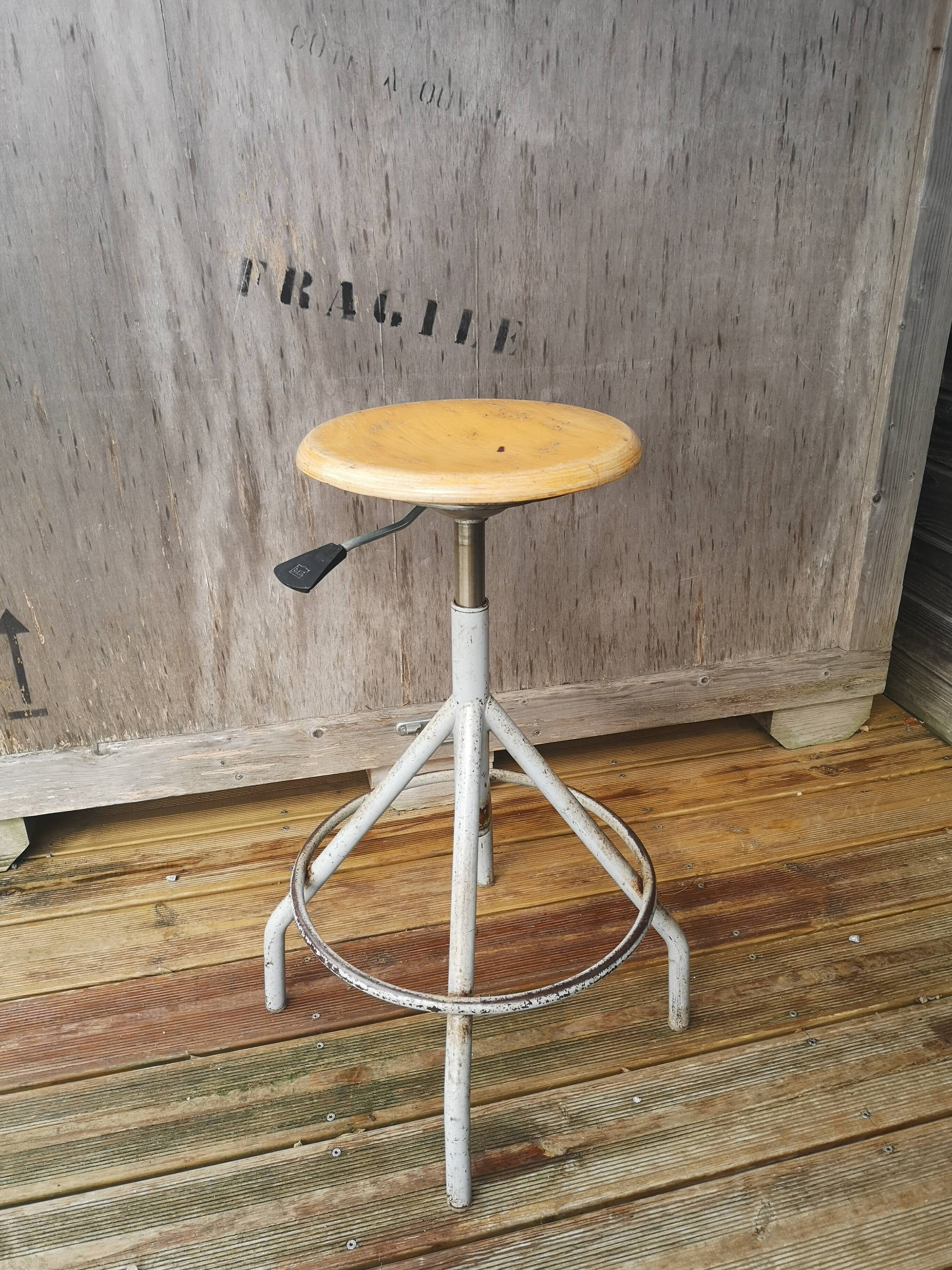 Tabouret d'atelier Bao