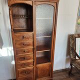 Meuble ancien vitré avec de nombreux tiroirs