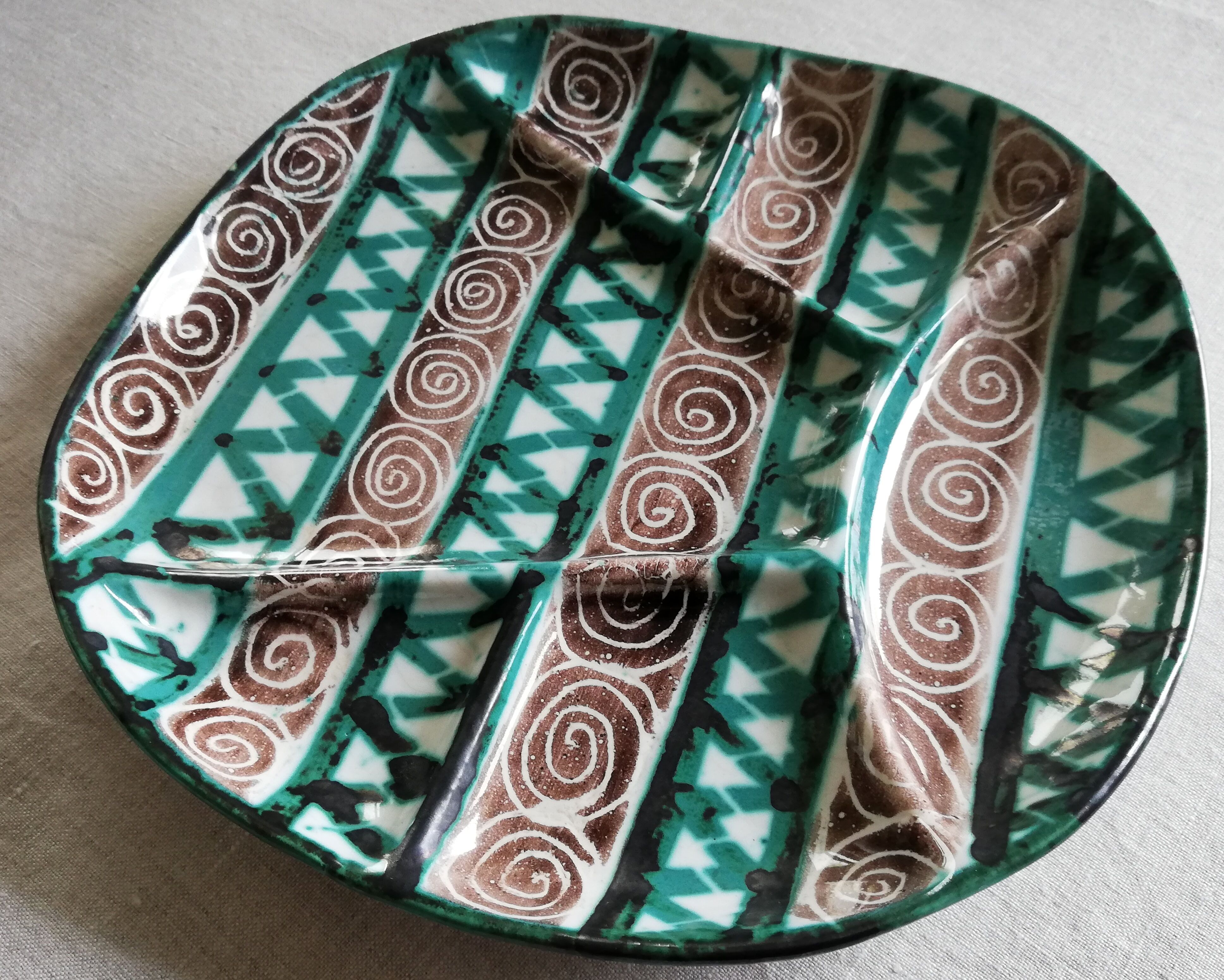 Set 6 compartment plates Robert Picault Vallauris