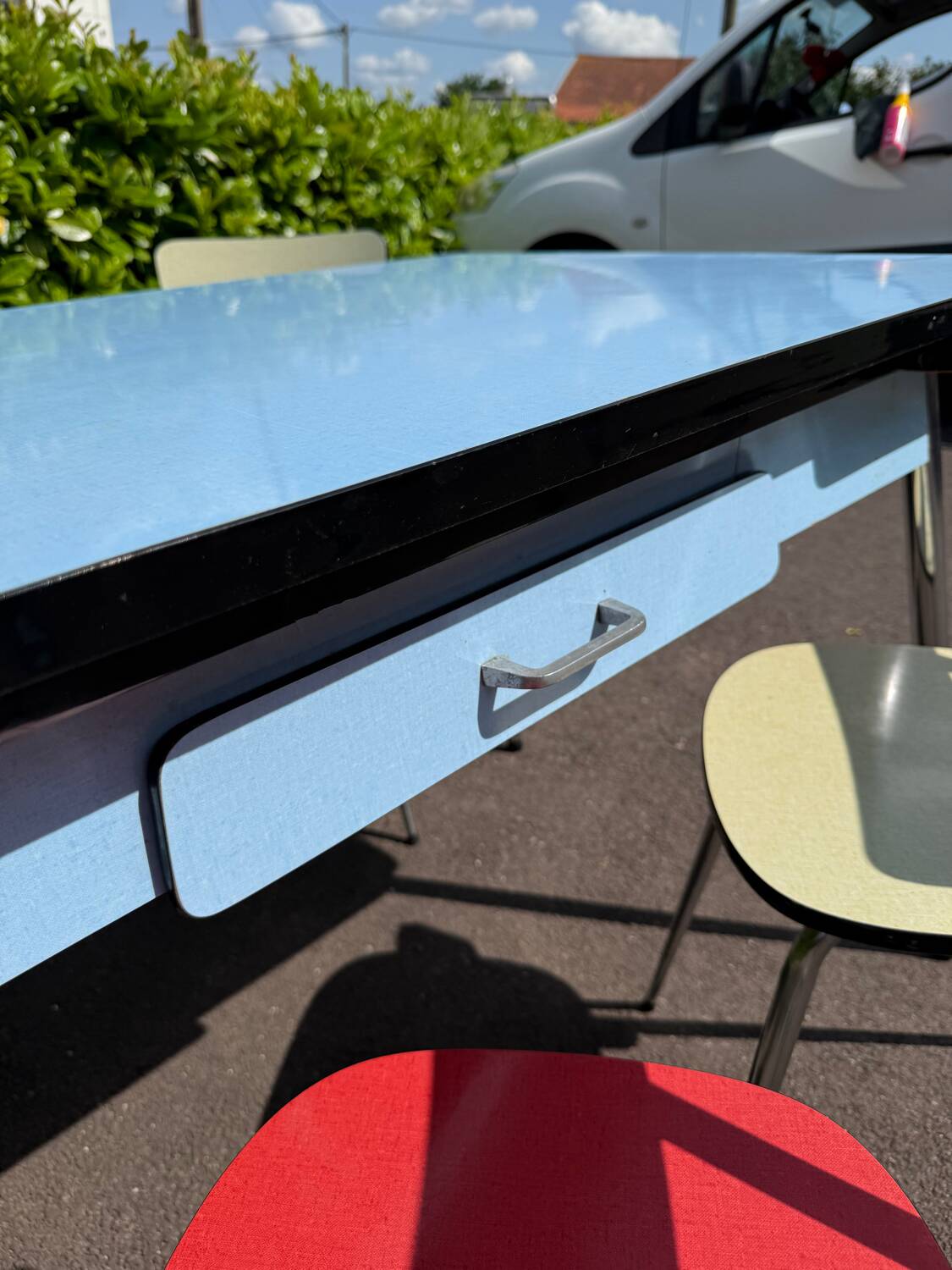 Vintage 70s Formica chair with table
