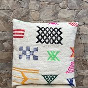 Coussin en laine berbère fait main : Coussin Kilim marocain (45x45cm)