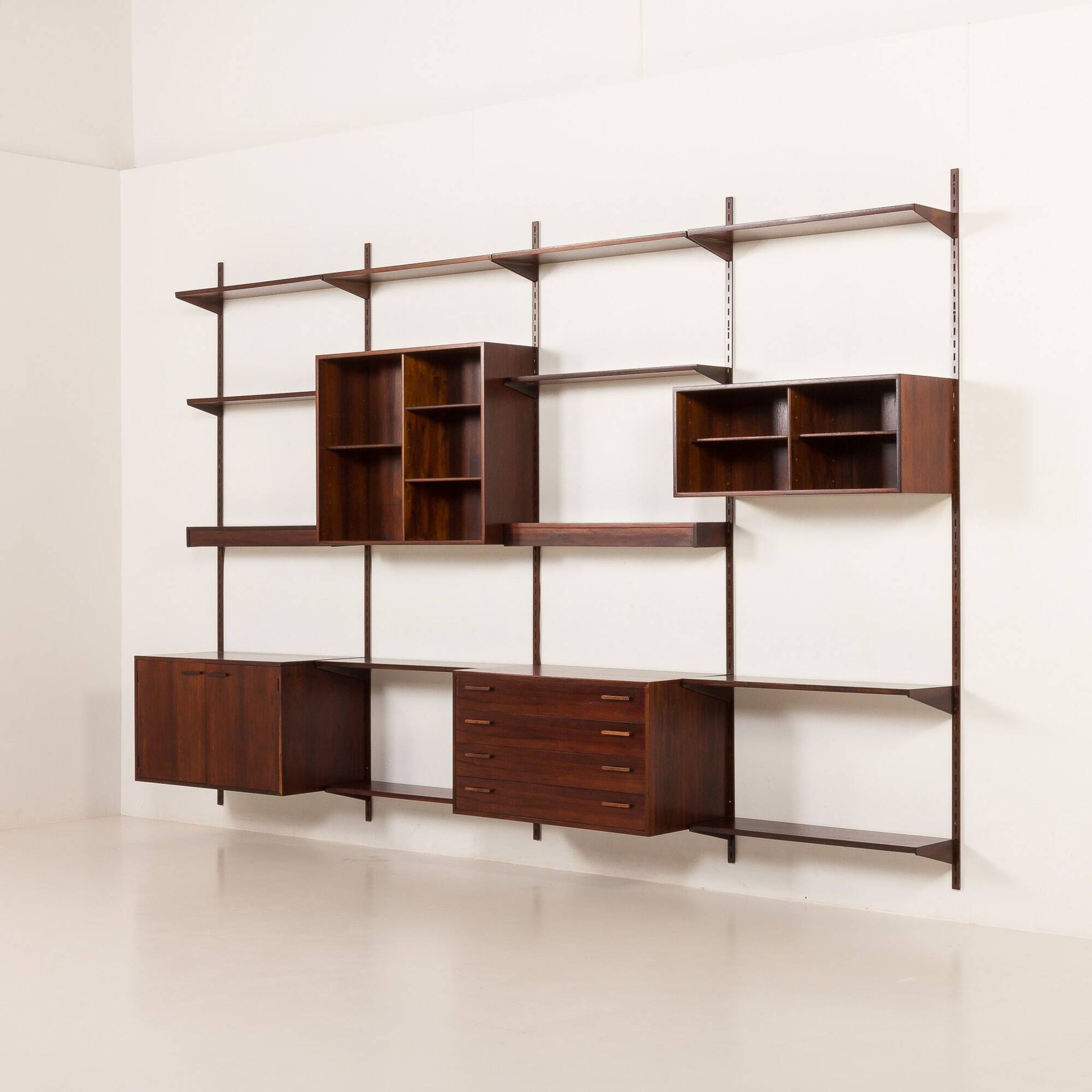 Kai Kristiansen rosewood wall unit with 2 lamps for FM Mobler, Denmark 1960s