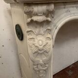 Louis XV style fireplace in white Carrara marble, 19th century