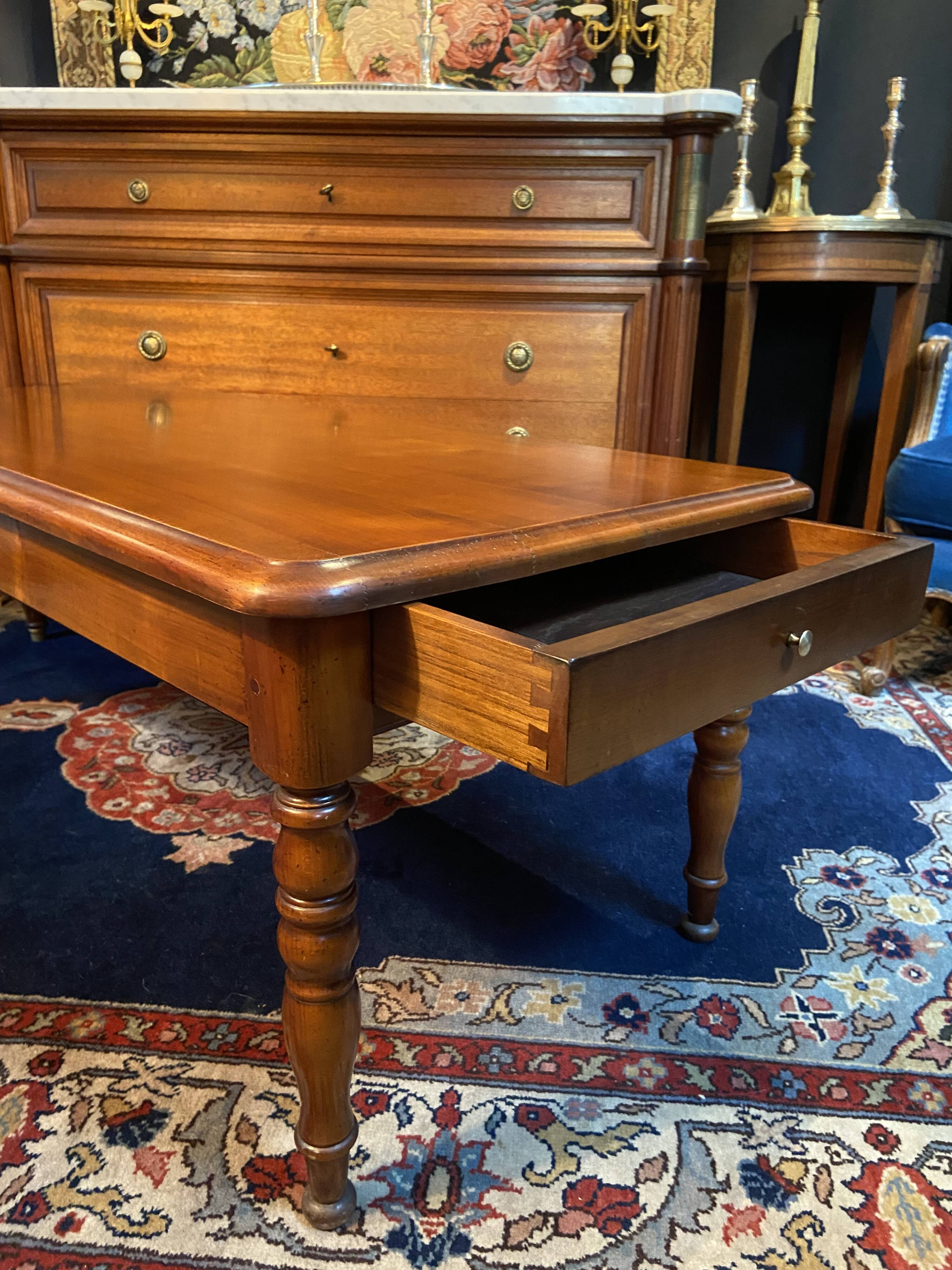 Solid cherry wood coffee table with 2 drawers
