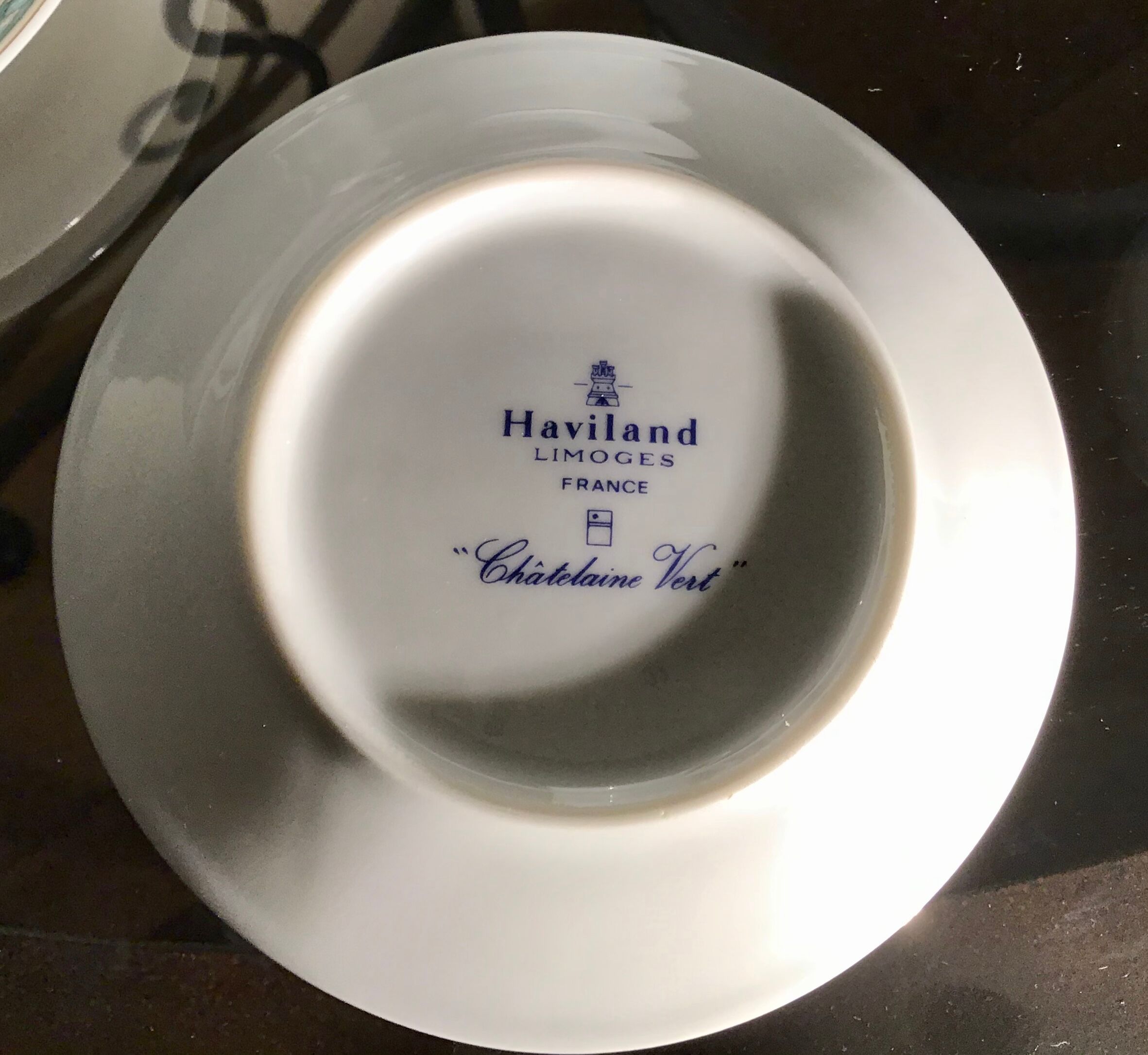 4 cups and saucers made of porcelain from Limoges, Haviland, green Châtelaine model