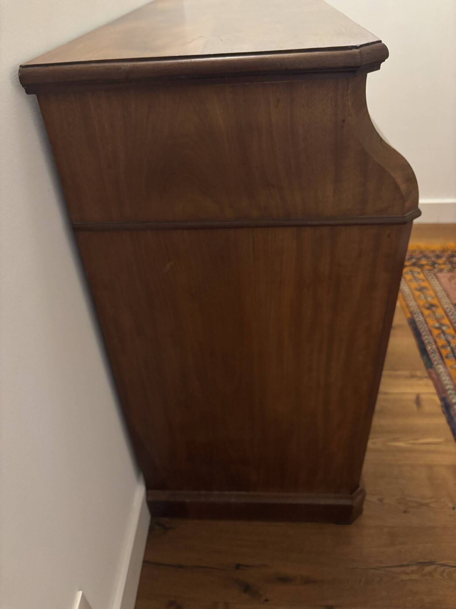 Commode