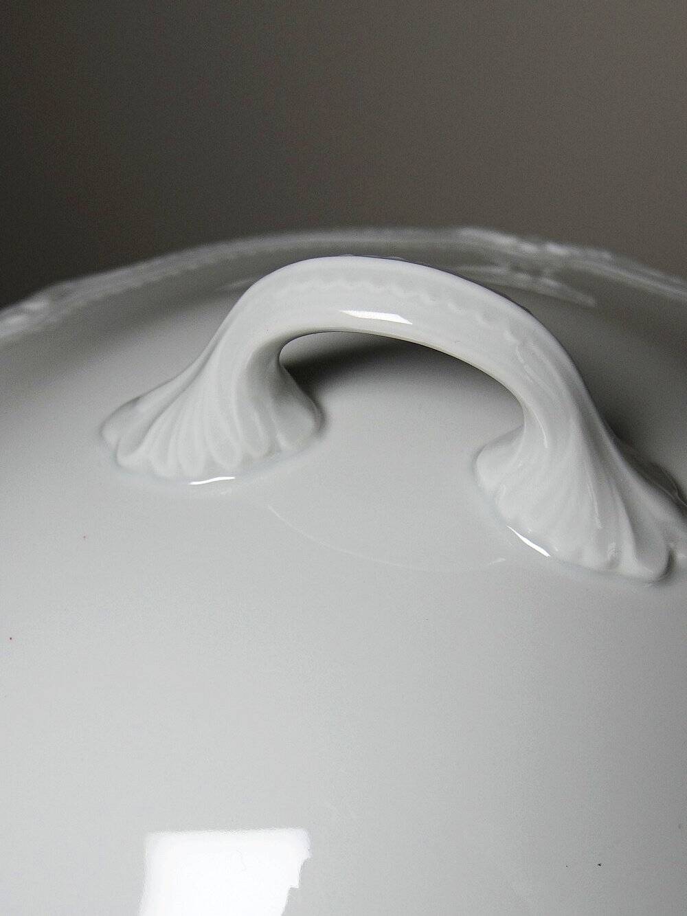 Vintage white Limoges fine porcelain soup/vegetable dish attributed to Bernardaud