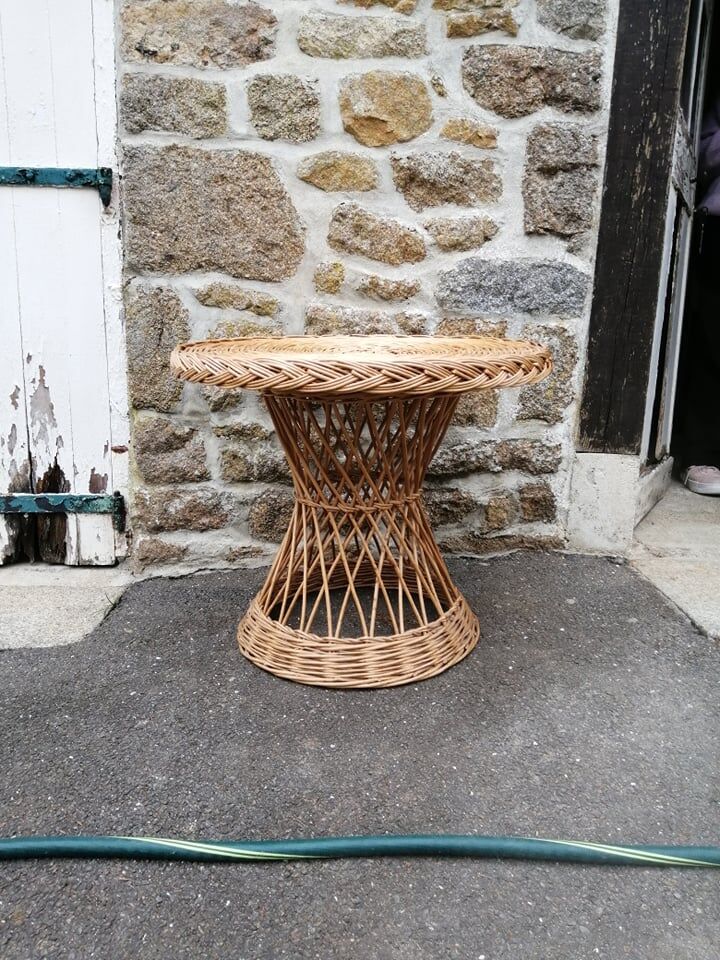 Wicker table
