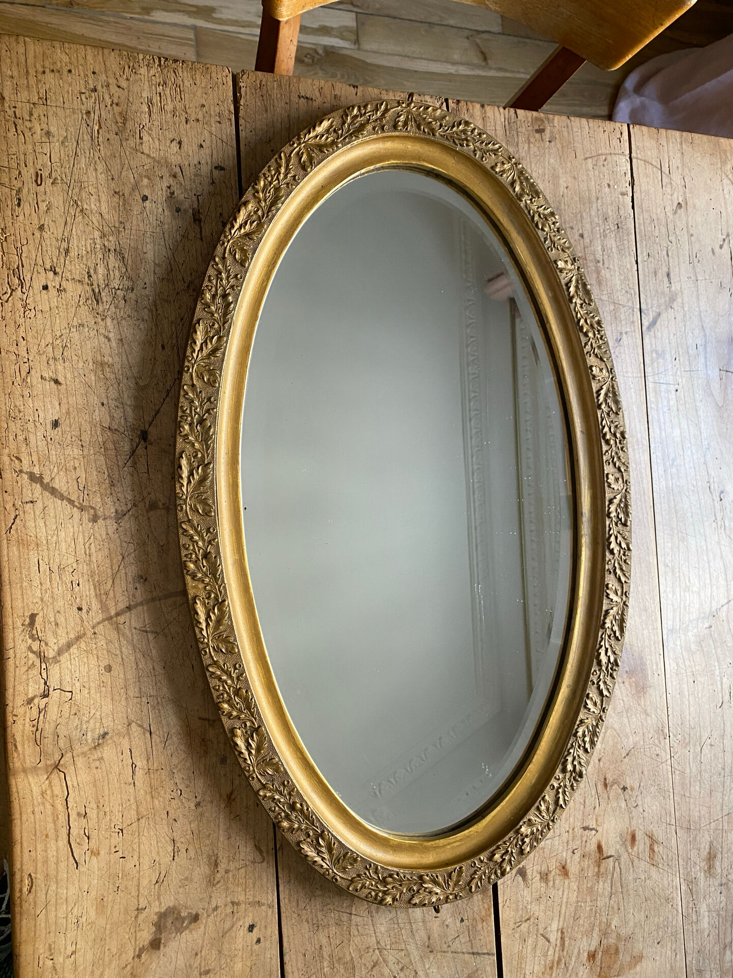 Vintage oval mirror style Louis XVI