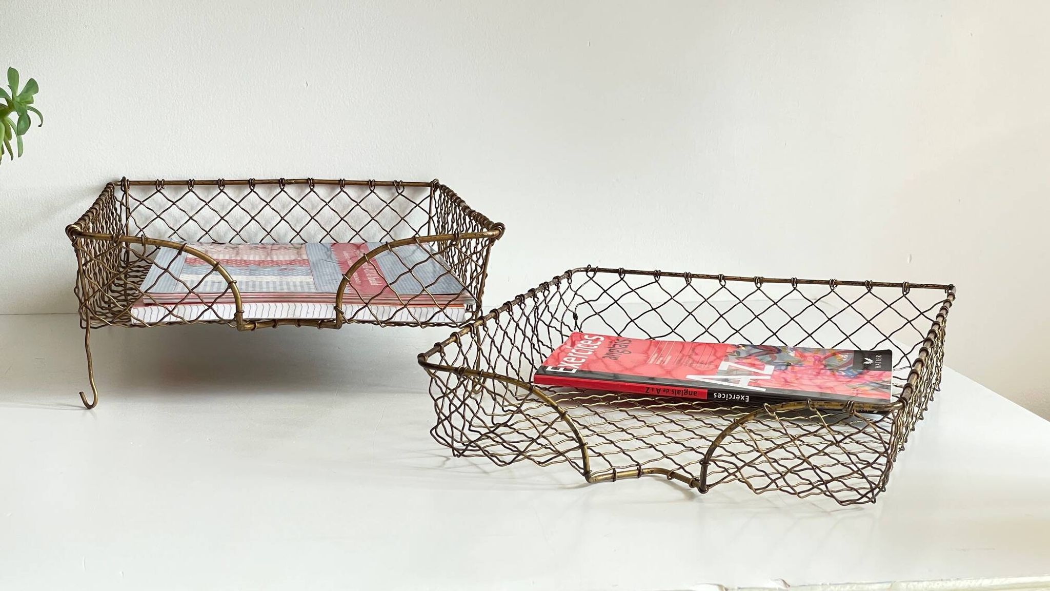 Bannettes empilables fil de laiton vintage
