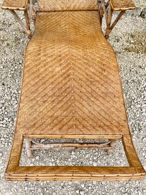 Old rattan chaise longue 20th century
