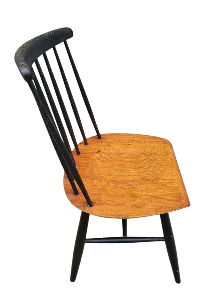 Scandinavian Fanett horseshoe chair with 7 rungs