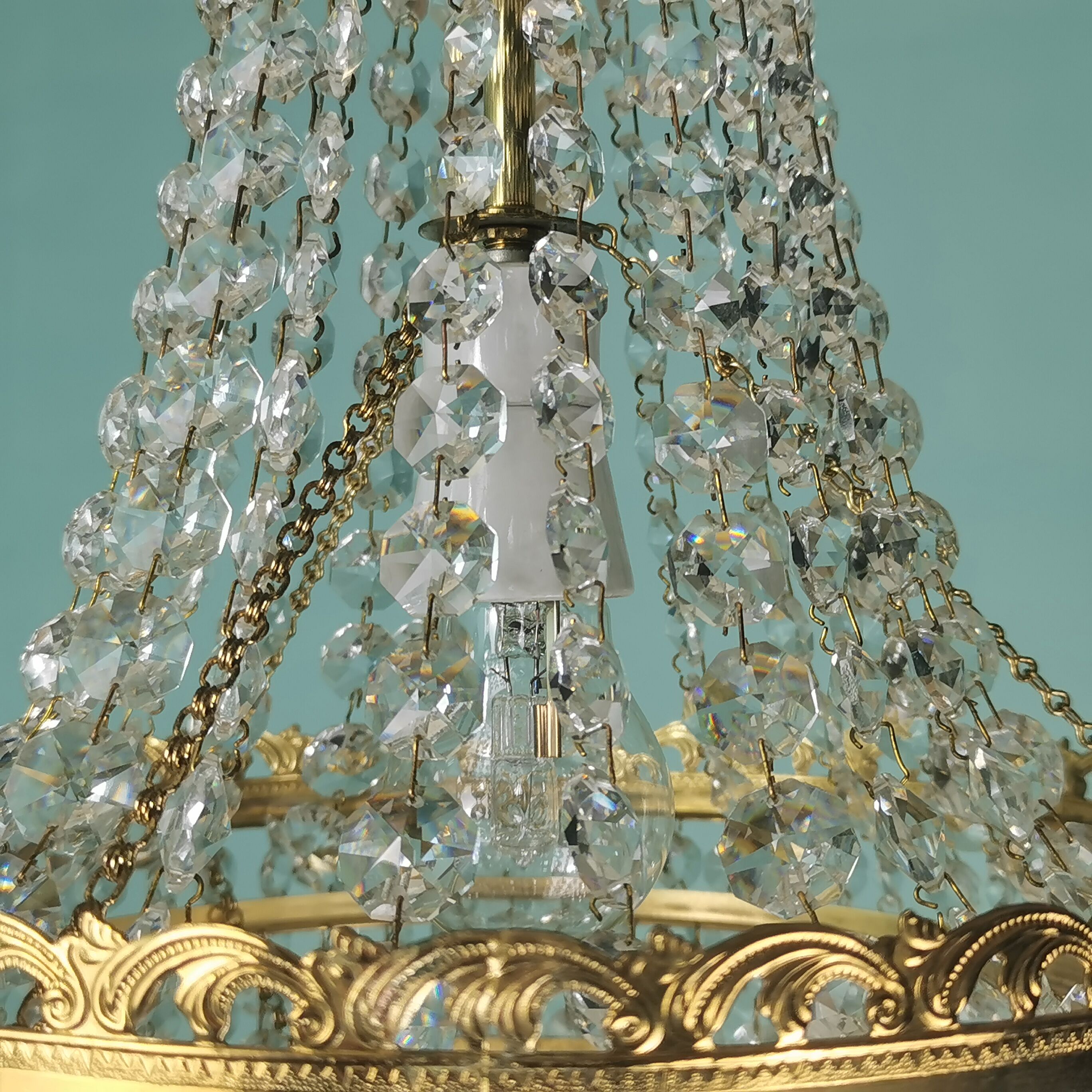 Grapevine chandelier