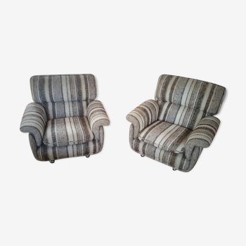 Pair of Italian design armchairs of the 1970s