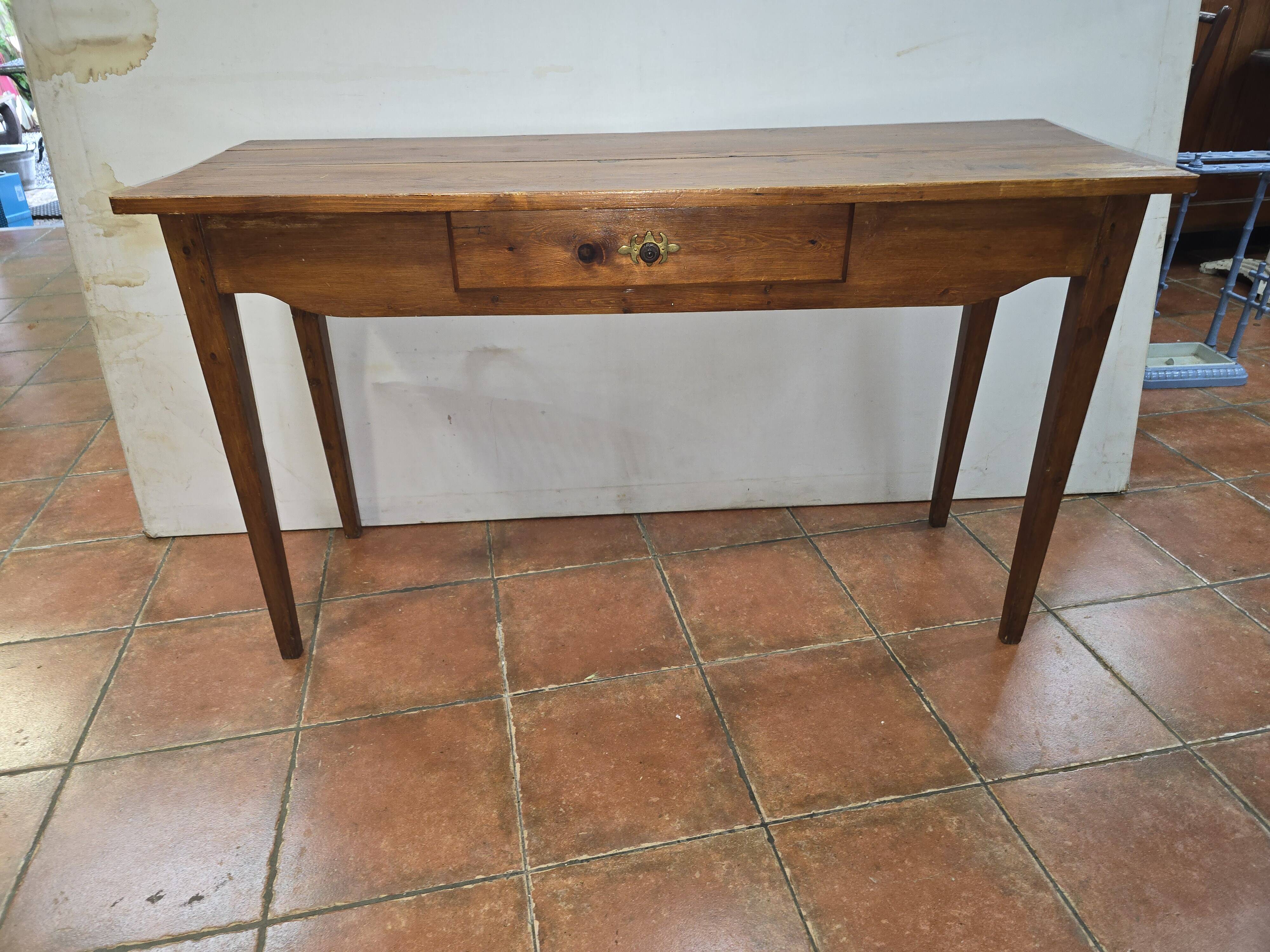 Old console table with spindle legs