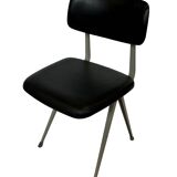 Friso Kramer Result Ahrend chair by Ahrend de Cirkel Dutch Design