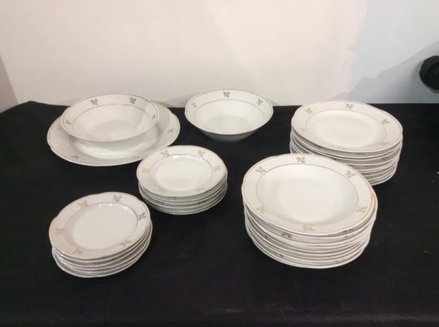 Polish table service 35 pieces