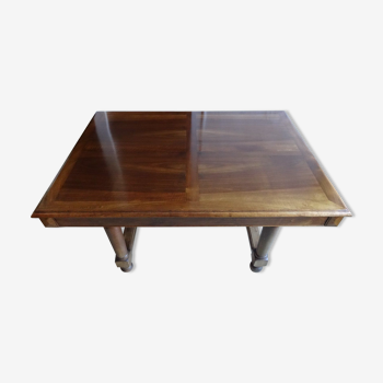 Table rectangulaire en noyer