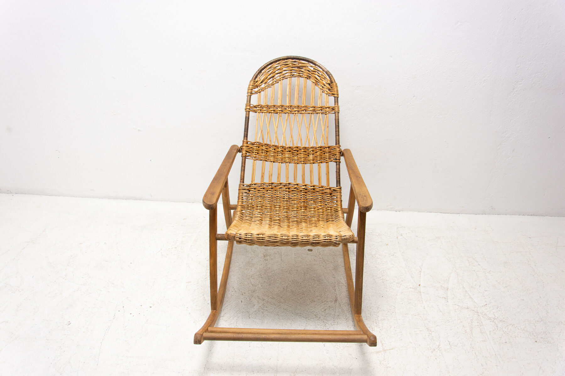 Mid century wicker rocking chair, czechoslovakia, 1960´s