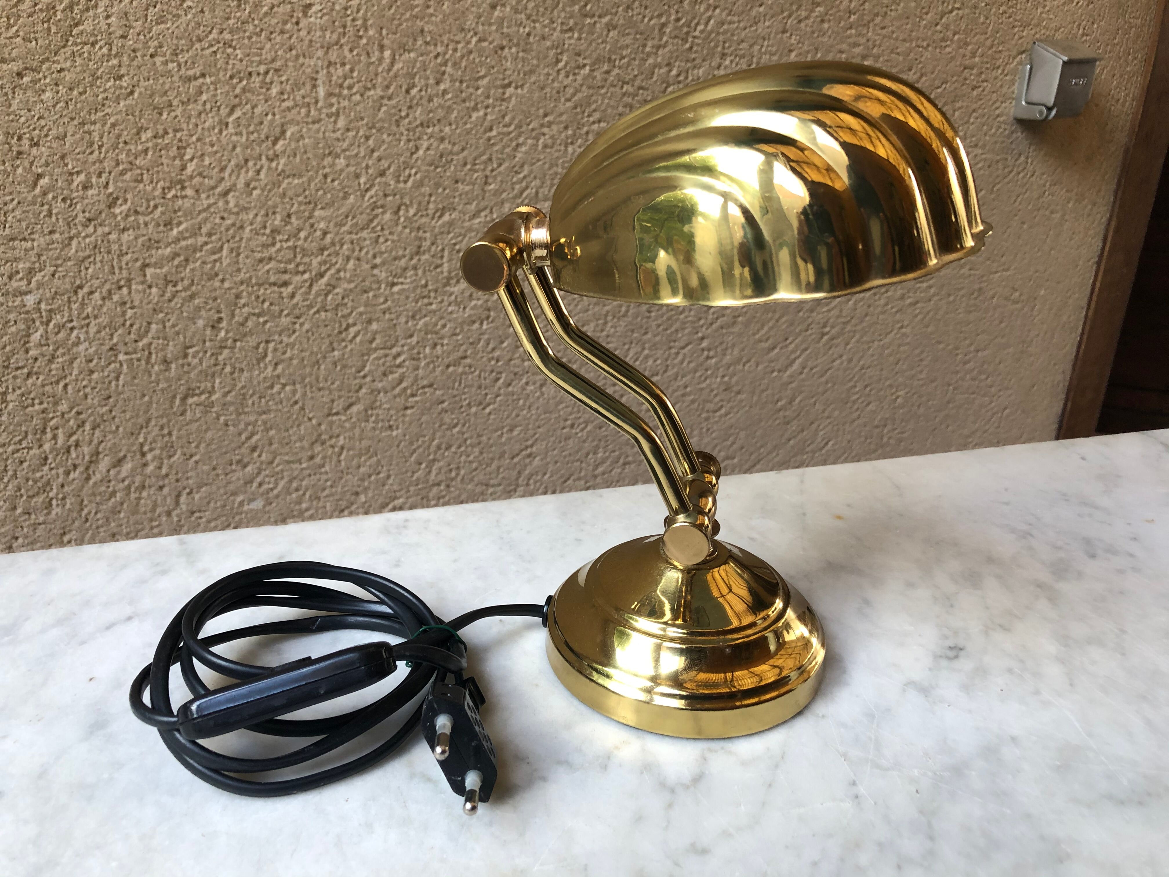 Vintage shell bedside lamp design 80 brass solid