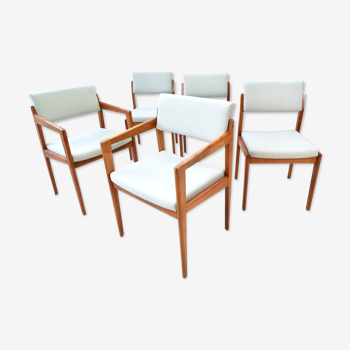 Ensemble de cinq chaises à manger par Thonet, années 1960