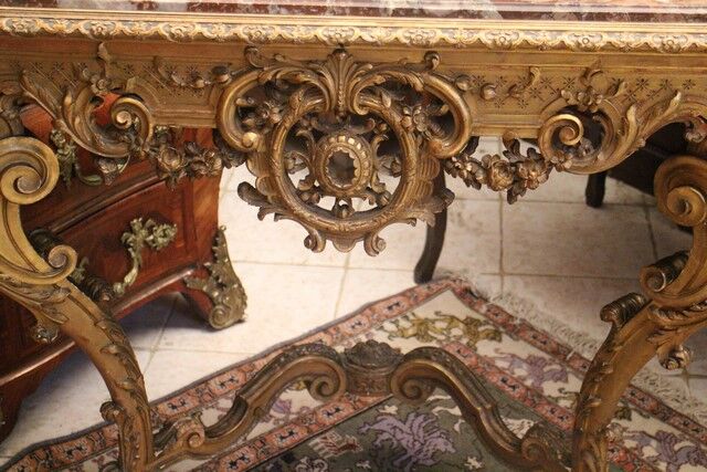 19th console in richly carved gilded wood Regency-style marble tray