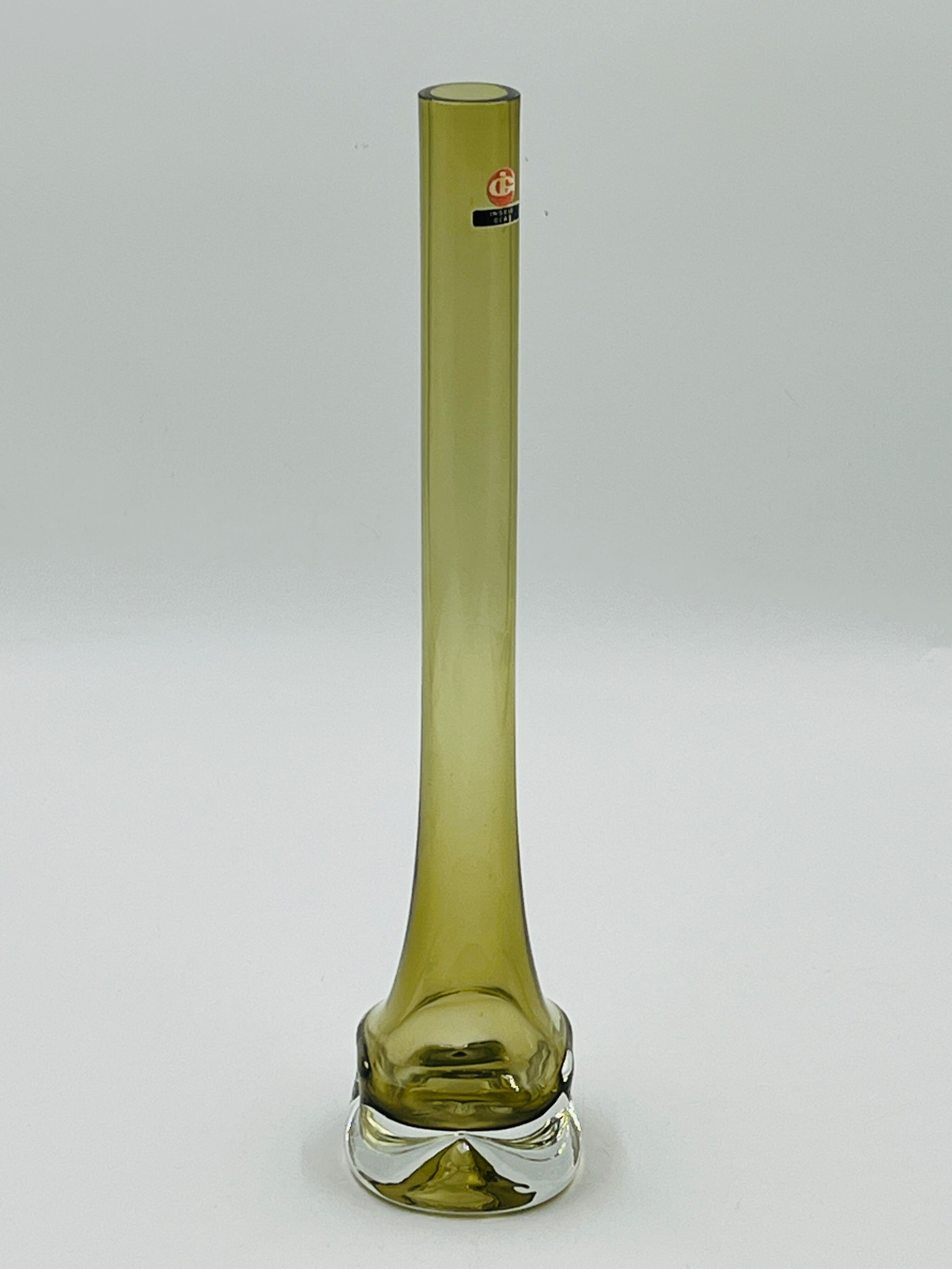 Soliflore Ingrid Glas design Kurt Wokan vert olive