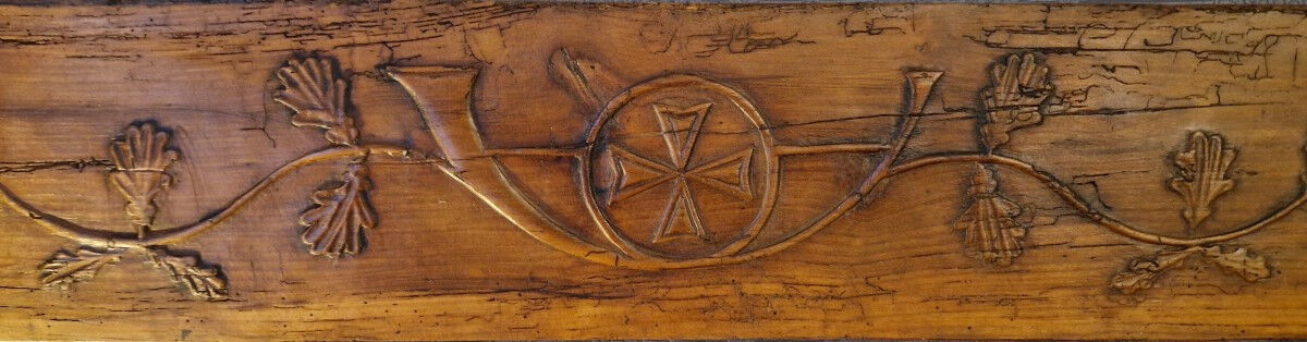 Panelling, ornamental pediment, 19th century.