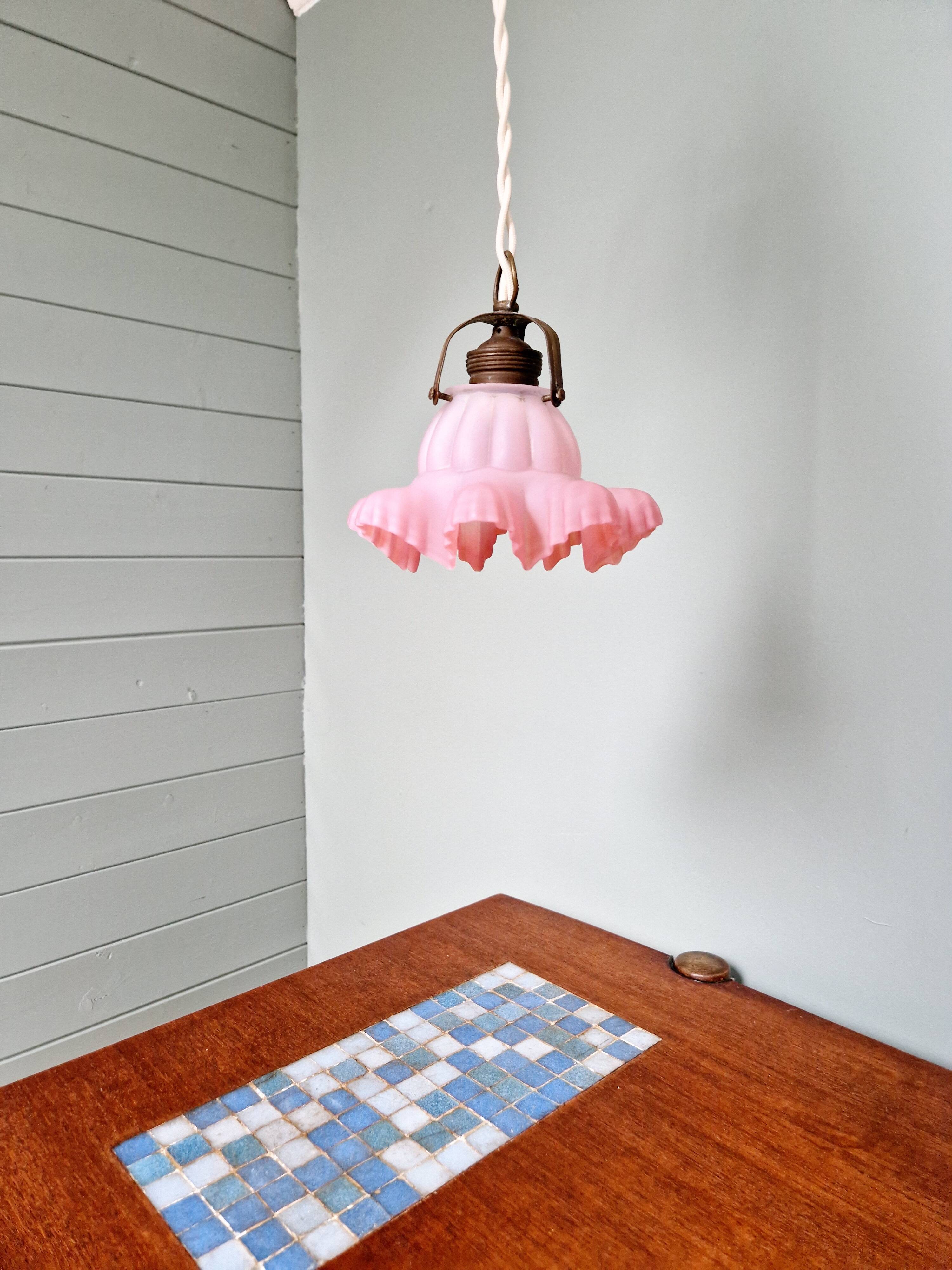 Scalloped pink satin glass pendant/lamp, 1920s-30s